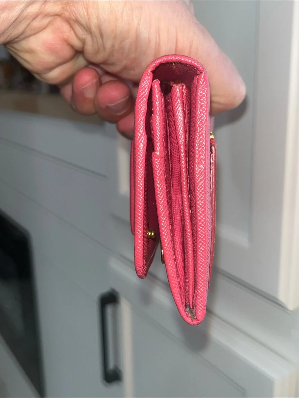 Prada Fuchsia Saffiano Leather Bow Continental Wallet Good Condition - Picture 10 of 13